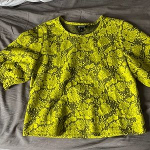 Versona Business casual top